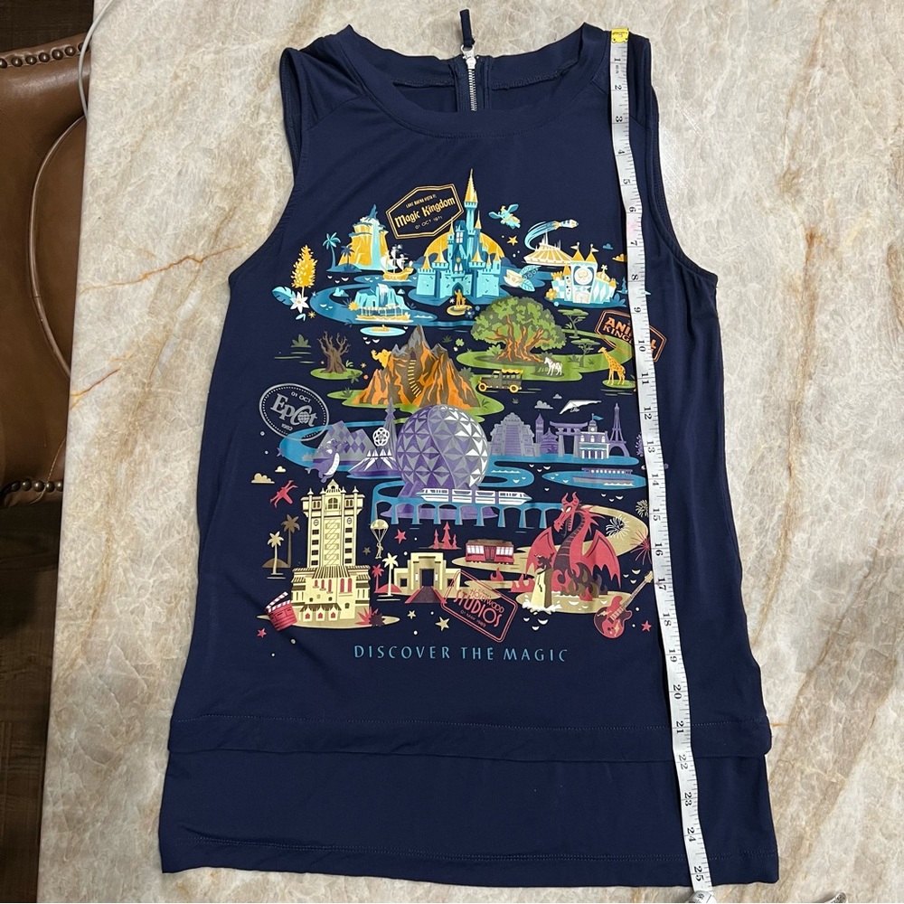 DISNEY PARKS Graphic T Knit Top FL Walt DW Magic Kingdom Epcot Women XS Loose‎ - Picture 3 of 5